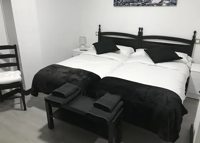 El Cantal Guest house Santona